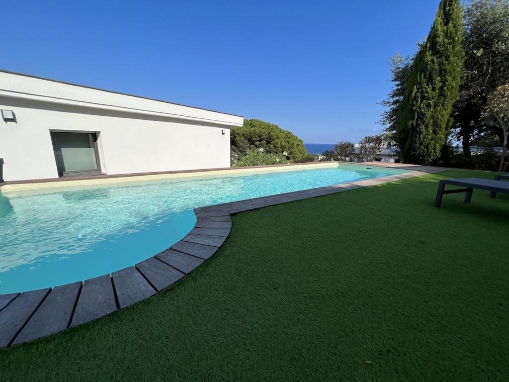 Rdc De Villa Avec Piscine Cavalaire-sur-Mer Eksteriør bilde