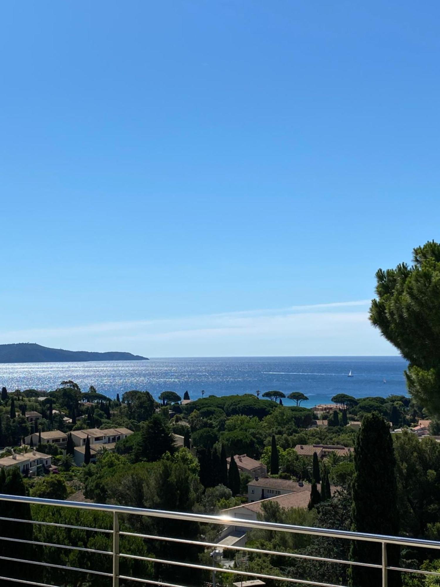 Rdc De Villa Avec Piscine Cavalaire-sur-Mer Eksteriør bilde